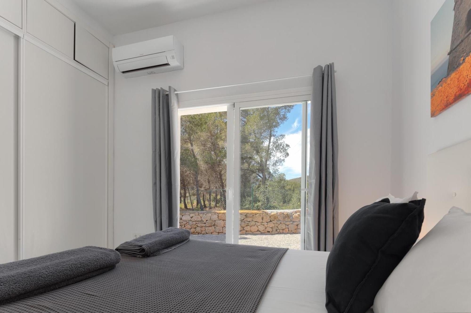 Villa Boutique Can Plana Sant Jordi de ses Salines Exterior photo